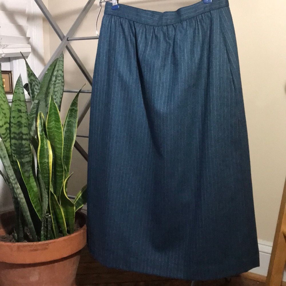 Vintage wool skirt dark blue pin stripes